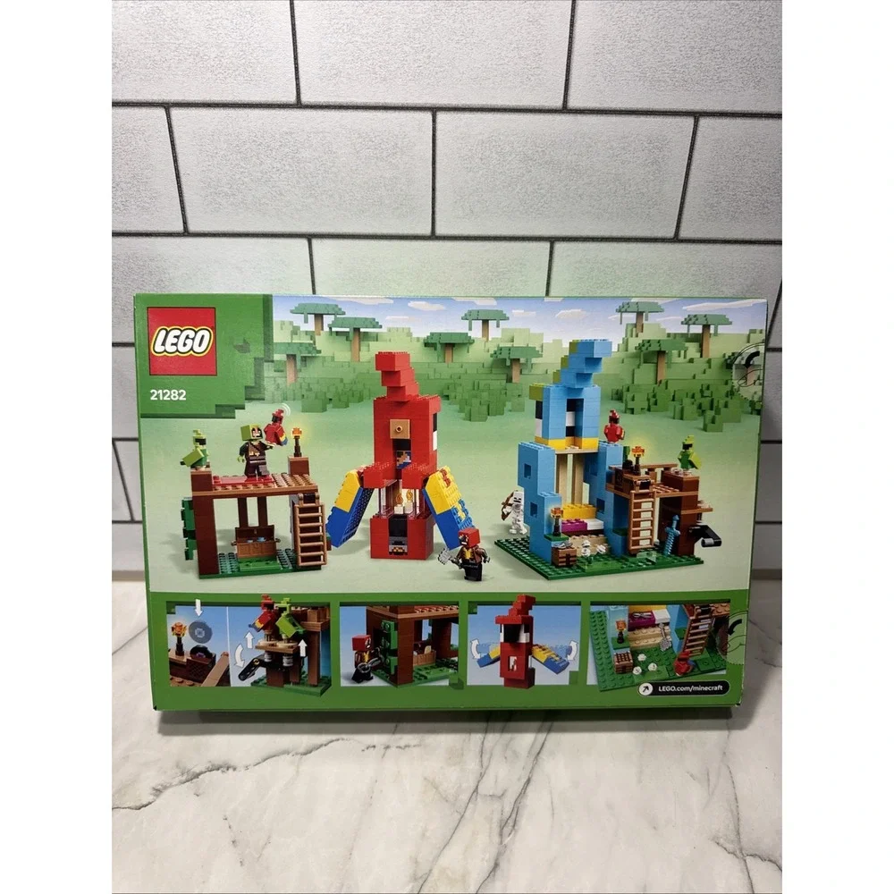 LEGO Minecraft Parrot Houses 21282 Toy 535PCS Jungle Building Set Gift